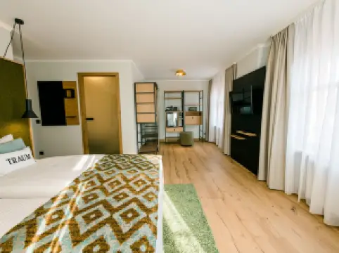 ヴァインハウス ファイリッヒ サーン