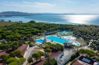 Club del Sole Marina Julia Family Collection