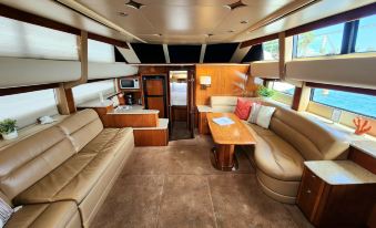 Dockside Boat & Bed Long Beach