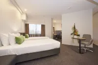 Mercure Penrith Hotels in Springwood