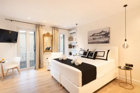 Porta Reale Suite by CorfuEscapes Отели рядом с достопримечательностью «Вилла Мон Репо»