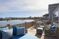 The Cottages at Nantucket Boat Basin - balcony