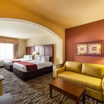Comfort Suites McAllen Airport and la Plaza Mall