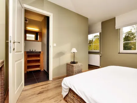 Modern Villa in Durbuy with Swimming Pool