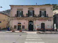 Palazzo Il Cavaliere B&B de Charme - Aamiaismajoitus