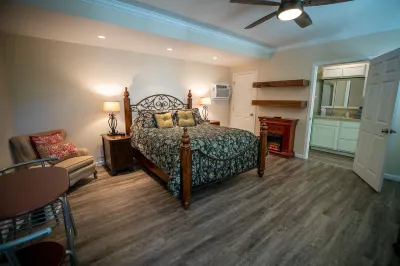 Cottage on Armstrong Отели рядом с достопримечательностью «World of Wonders Science Museum»