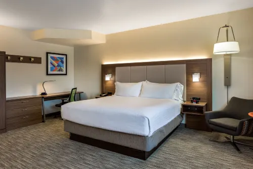 Holiday Inn Express & Suites Oroville Lake Hotels in Butte County