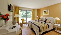 Le Moulin de Mitou Các khách sạn ở Coly
