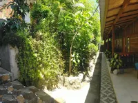 The Rahayu Cottage Hotel in zona Porto di Sampalan