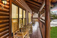 Golf View 2 Bedroom Cabin by RedAwning