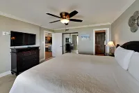 Edgewater #1402