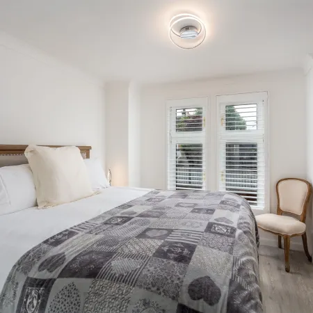 9A Millbrae - Donnini Apartments