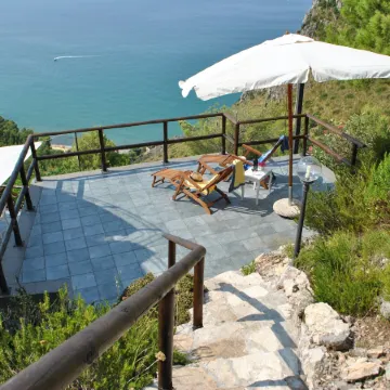 Romantic Cove Sea View Villa 7 km Far from Sperlonga