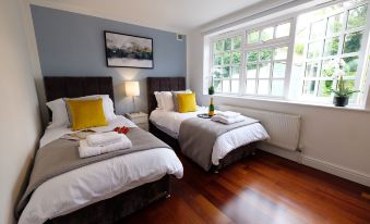 Riverwalk Apartment One