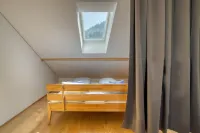 Hus24