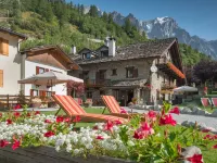 ホテル ラ グランジェ クールマイユールのホテル