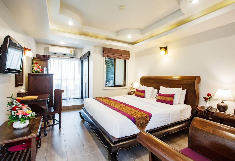 Raming Lodge Hotel Over view