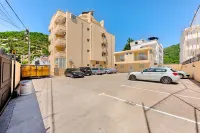 Hotel Dana - parking