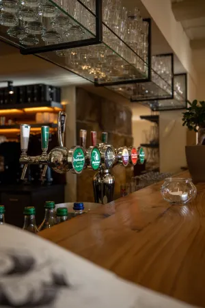 Hotel & Restaurant Bären Отели в г. Энзинген