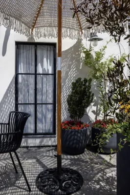 Allegro Neve Tzedek Boutique Suites with Nearby Shelter - by Homy - سبا