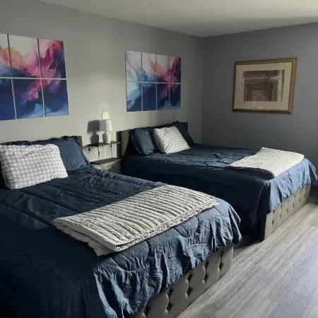 Gamble Farm Inn and Suites