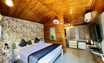 Just B Boutique Hotel