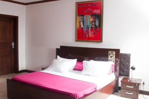 Hôtel le Paquebot - Airport Paquebot Hotel