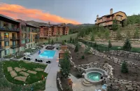 Lift by All Seasons Resort Lodging - Pools