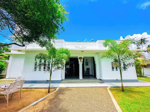 Beachfront Private Pool Villa Luxury Ocean Retreat - the White House