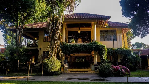 Kayu Arum Resort