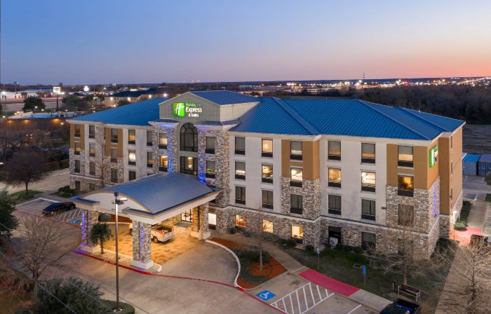 Holiday Inn Express & Suites DALLAS SOUTH - DESOTO by IHG