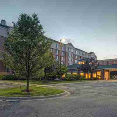 底特律地鐵機場希爾頓花園客棧酒店 Hotel Exterior