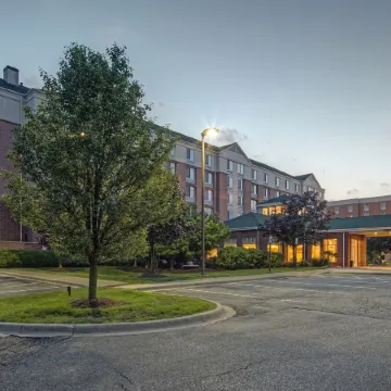 Hilton Garden Inn Detroit Metro Airport