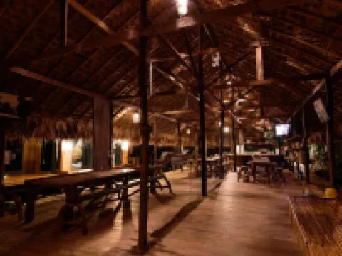 Baantonlamphu Pakpra Hotels in Khuan Khanun