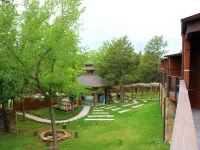 Wangshi China Palace Bed and Breakfast Hotels near Frontier City