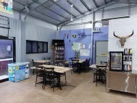 Litchfield Tourist Park Hotels in Batchelor
