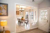 Beautifully Remodeled 3-Bedroom Cozy Home!!