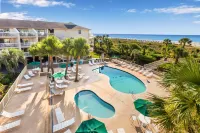 Oceanfront Villa and Stunning Views - Luxurious Coastal Retreat Hotels near Shipyard Beach Access