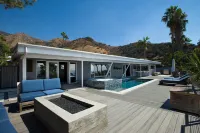 Pool and Breathtaking City Views - Captivating Mid-Century Oasis