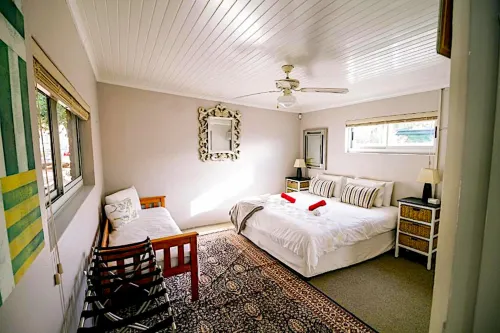 90 on Wellington Cottage Hotels in Colchester