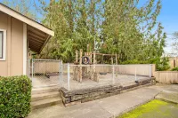 Dog-friendly apartment with bay views & balcony - walk to waterfront Hotels near SEA Discovery Center