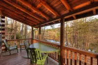 Charming Lake View and Cozy Game Room - Delightful Log Cabin Retreat Hotels in Cherry Log