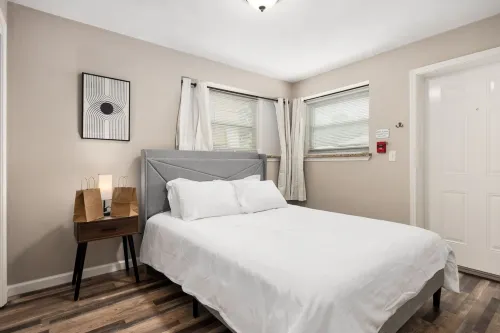 University Urban Oasis 1BR close to DT Peoria