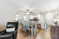 Comfortable ground-floor condo with an electric fireplace & washer/dryer