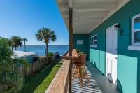 Private Balcony and Dock Access - Charming Waterfront Retreat Hotels in Brevard County