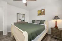 Fenced Yard with Fire Pit and Near Dining Options - Charming Retreat Hotels in Johnson