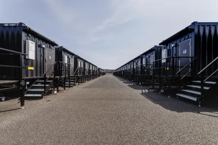 HOTEL R9 The Yard Hitachiota Отели рядом со станцией JR Tokai station