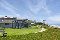 Outdoor Pool and Hot Tub - Tranquil Coastal Sanctuary