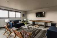 Breathtaking Mountain Views and Golf Access - Stunning Ranch Retreat