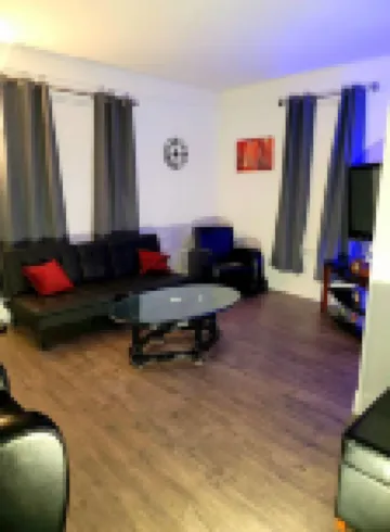 Mthly Stay Discounts & Pet Friendly Downtown Lansing Sparrow Hospital